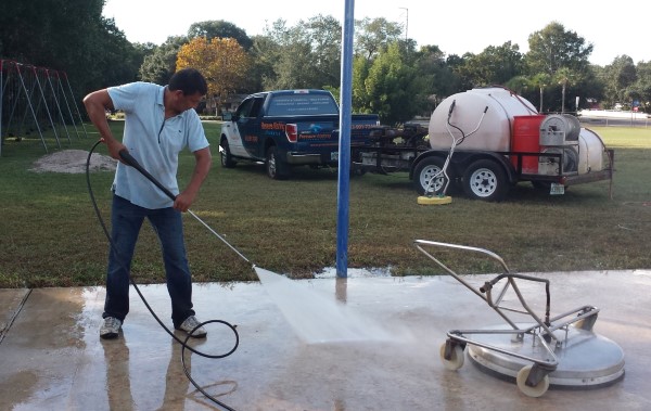 DPI Pressure Washing cleaning up a basketball court at Los Caminos Head Start Center, Clearwater