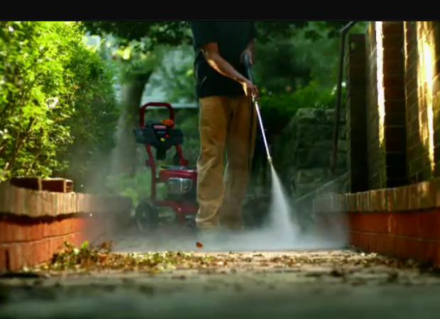 Pressure washer for the dirtiest outdoor jobs